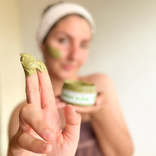 WOWTEA-WEB-Scrub-Mask-BP-Gallery-5