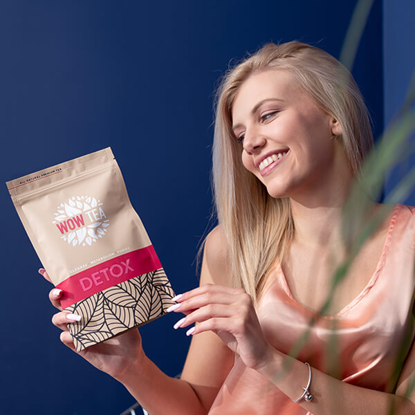 Detox-tea-girl-03-600x600-1