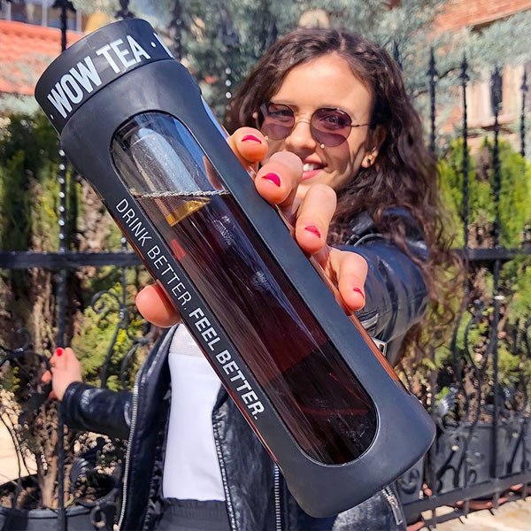 wow-bottle-girl-08-600x600