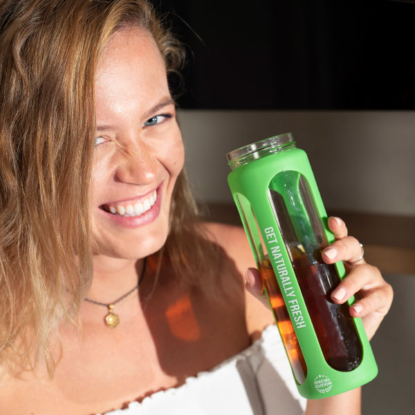 Green-wow-bottle-Product-picture-600x600-01